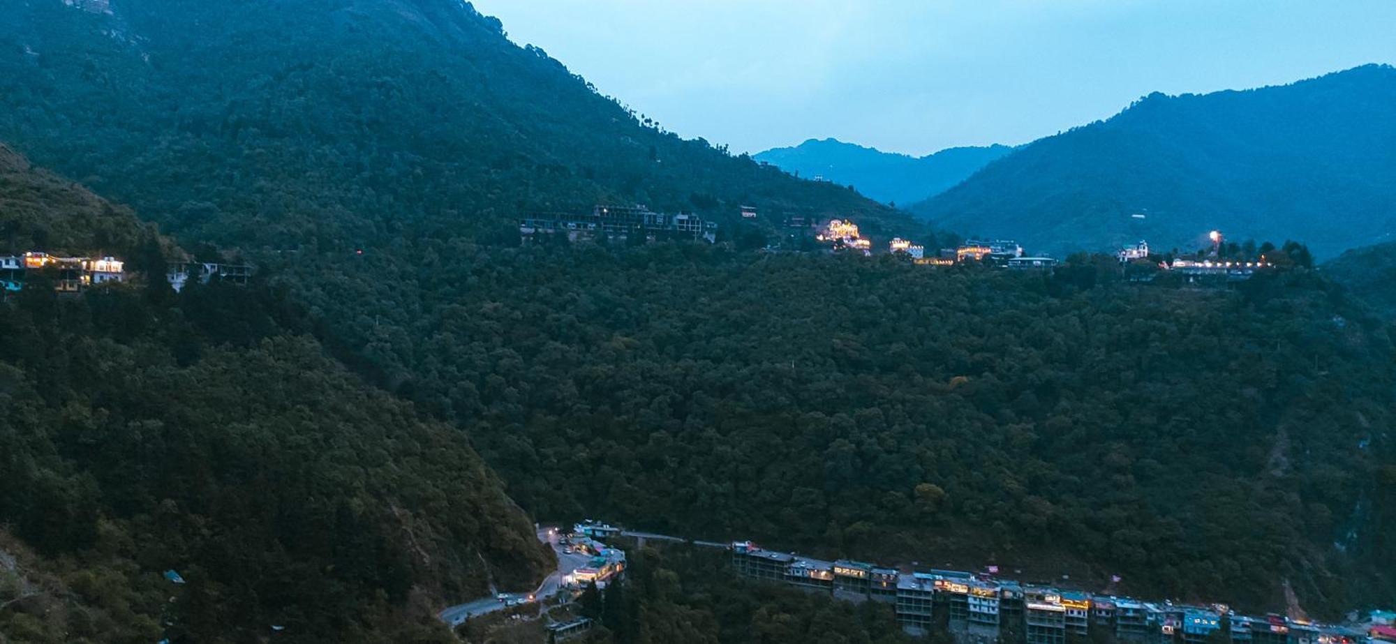 Queens Hill By Edge Mussoorie Buitenkant foto