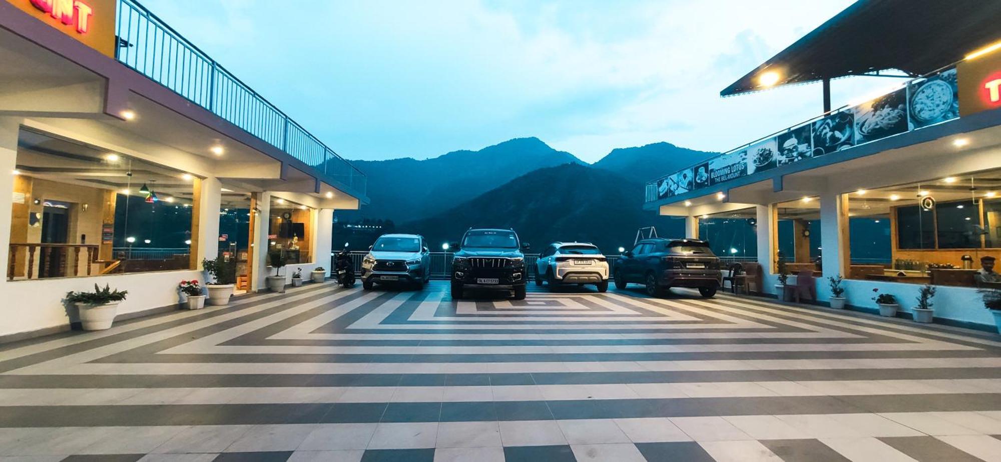 Queens Hill By Edge Mussoorie Buitenkant foto
