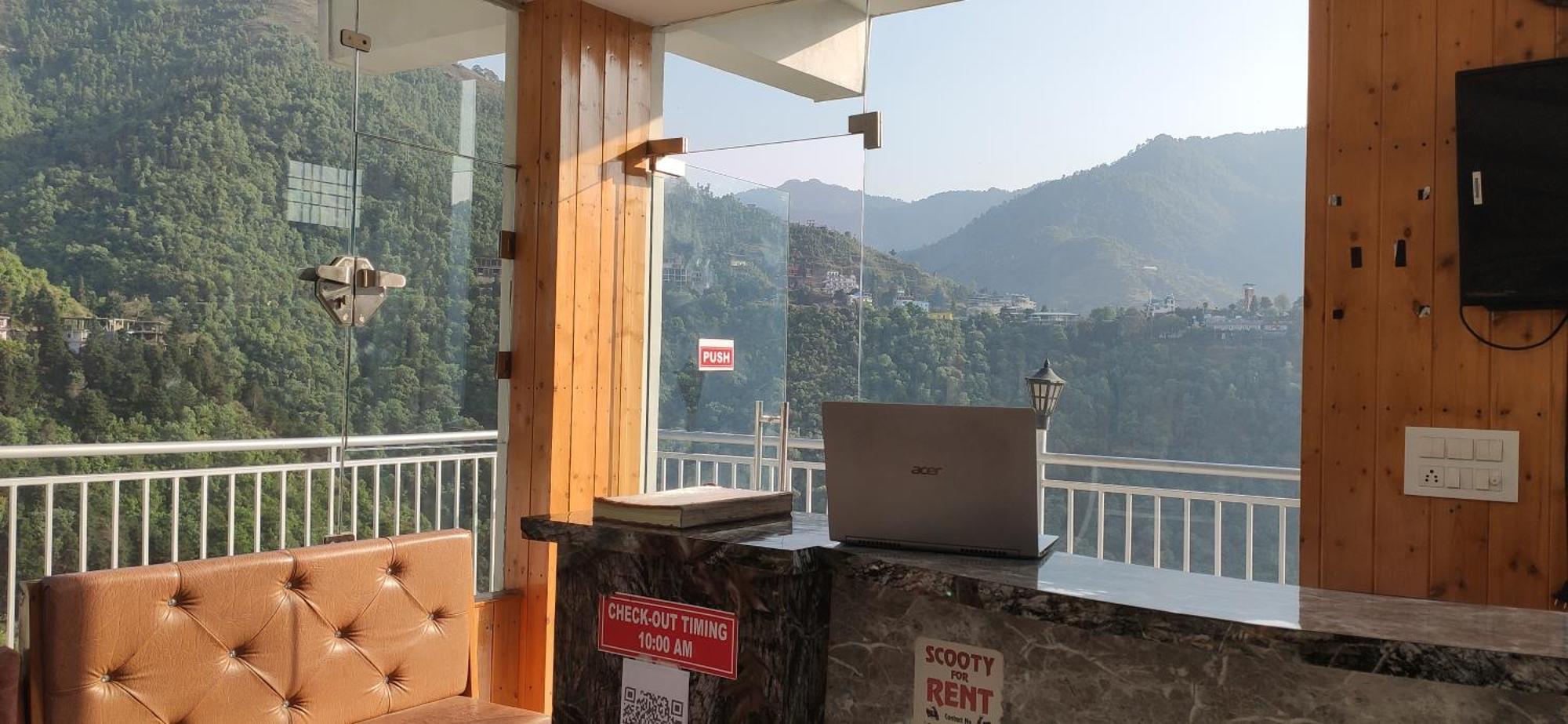 Queens Hill By Edge Mussoorie Buitenkant foto